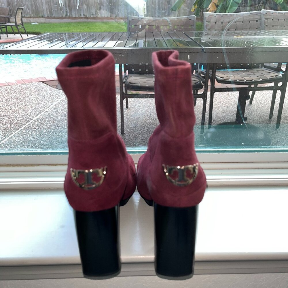 Tory Birch Purple Boot Size 8